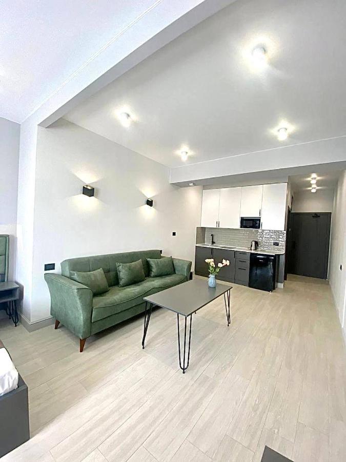 Апарт-Отель Nine Rooms Yerevan Exterior photo