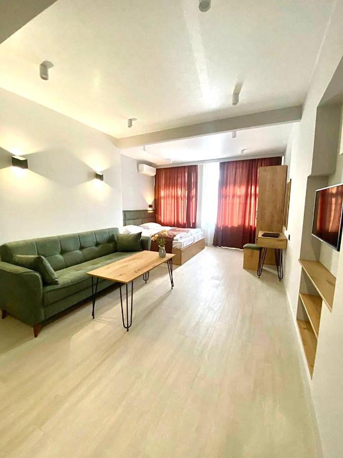 Апарт-Отель Nine Rooms Yerevan Exterior photo